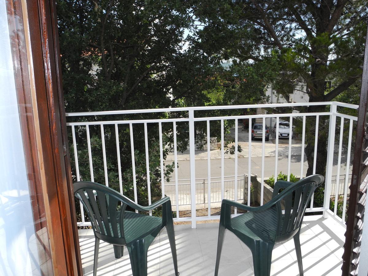 Apartments Nives Crikvenica Bagian luar foto