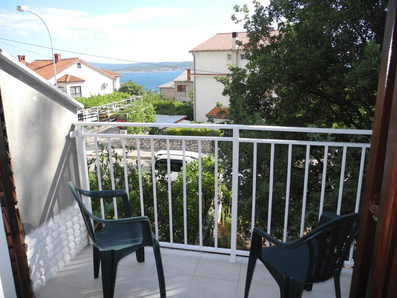Apartments Nives Crikvenica Bagian luar foto
